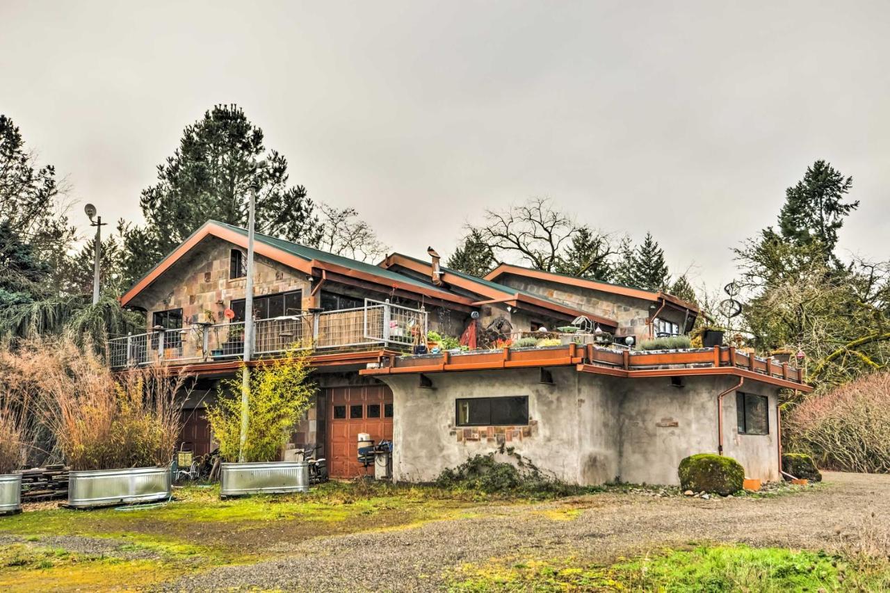 Willamette Valley Apt - Surrounded By Wineries! Newberg Bagian luar foto