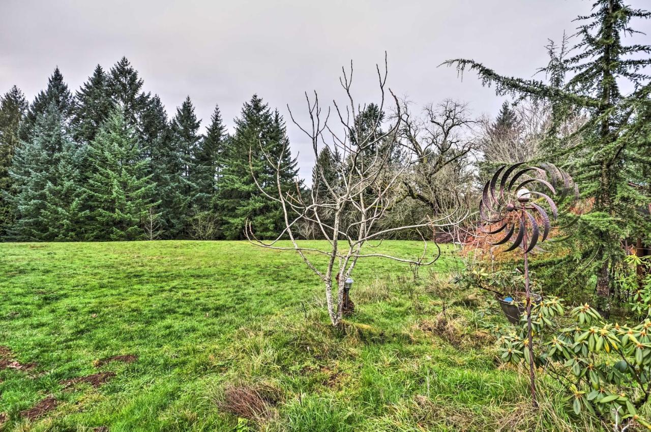 Willamette Valley Apt - Surrounded By Wineries! Newberg Bagian luar foto