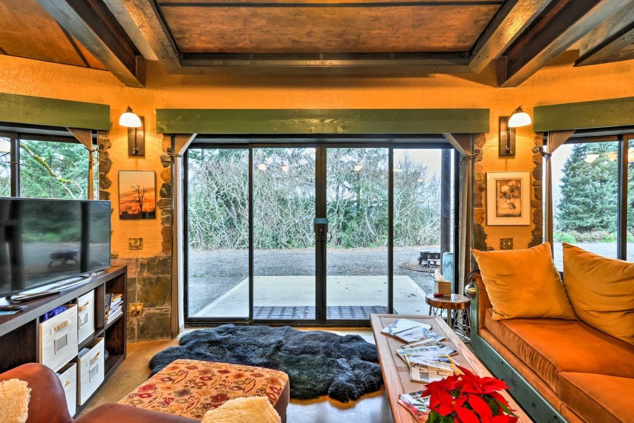 Willamette Valley Apt - Surrounded By Wineries! Newberg Bagian luar foto